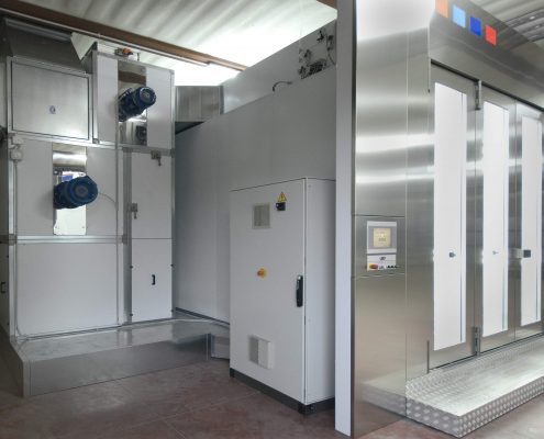 Raptor infrared spray booth Doors Closed + Plant